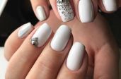 ANNUALE MANICURE